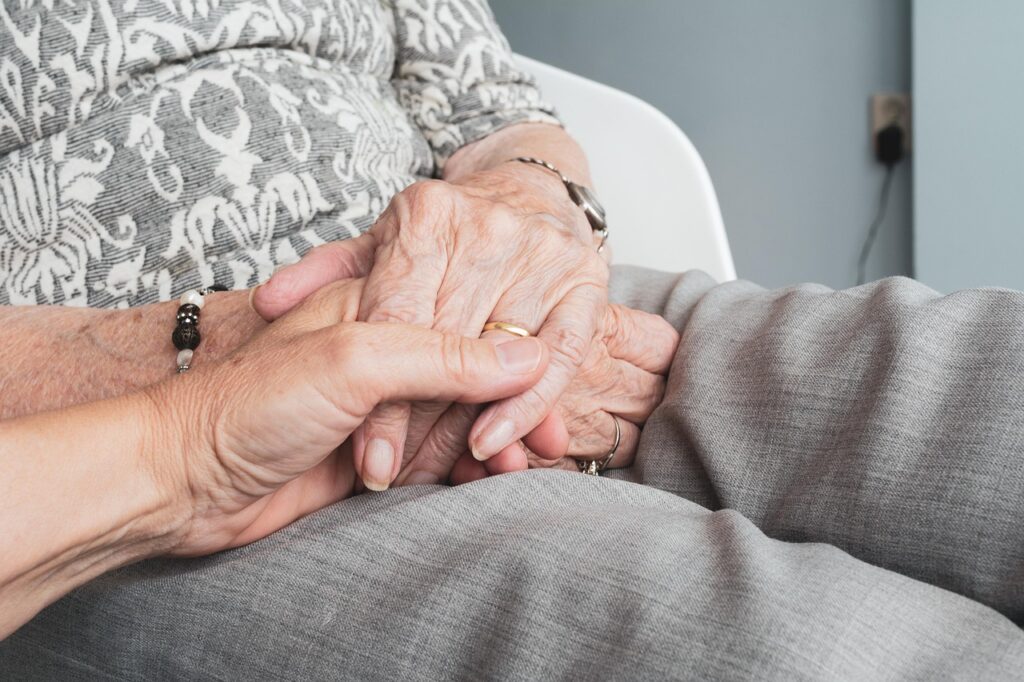 Emprunter après 80 ans : le crédit est-il encore possible ?